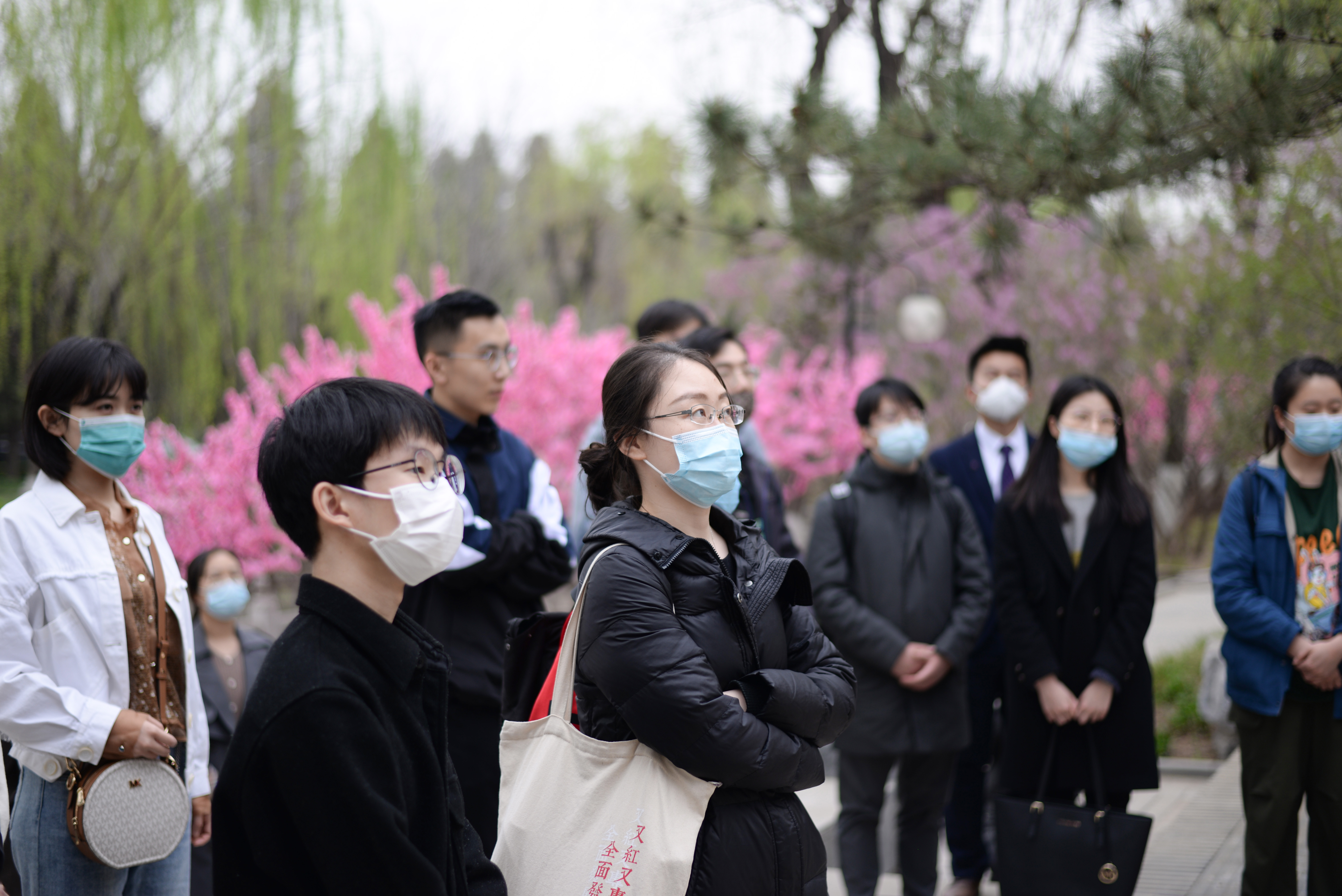 图为同学们认真聆听宣讲2.jpg